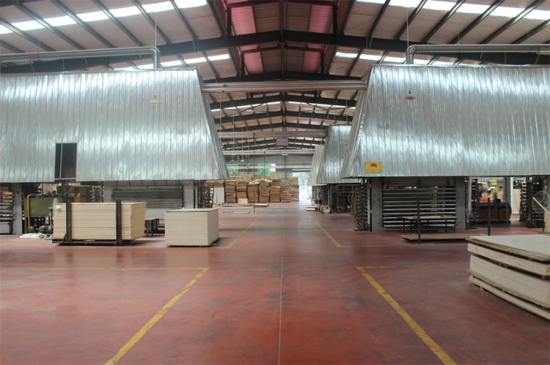 生產(chǎn)車(chē)間